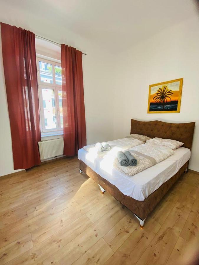 Deluxe Quad Room Dw Wien Exterior foto