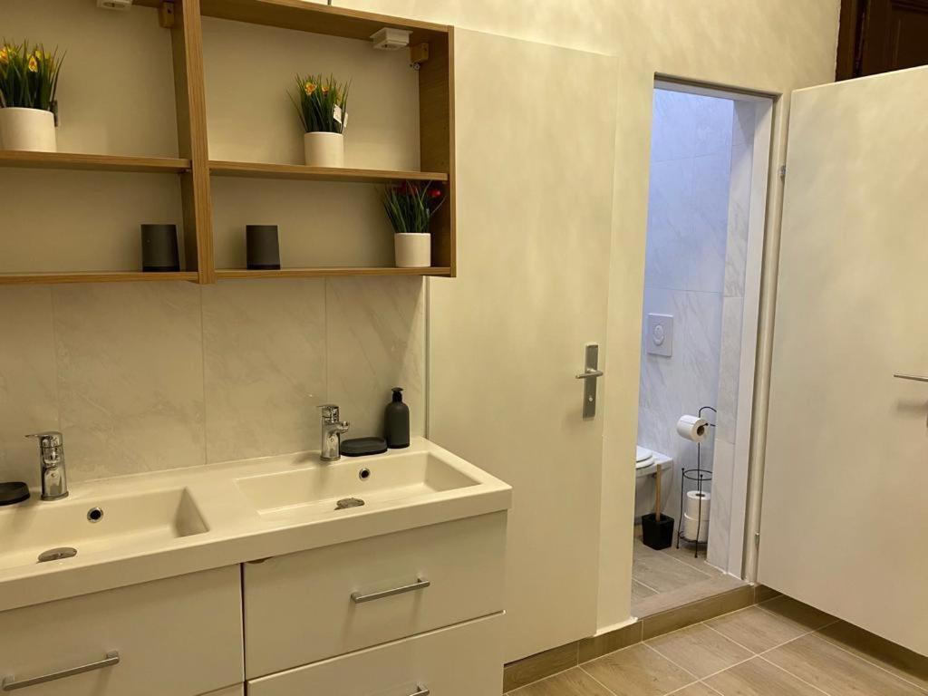 Deluxe Quad Room Dw Wien Exterior foto