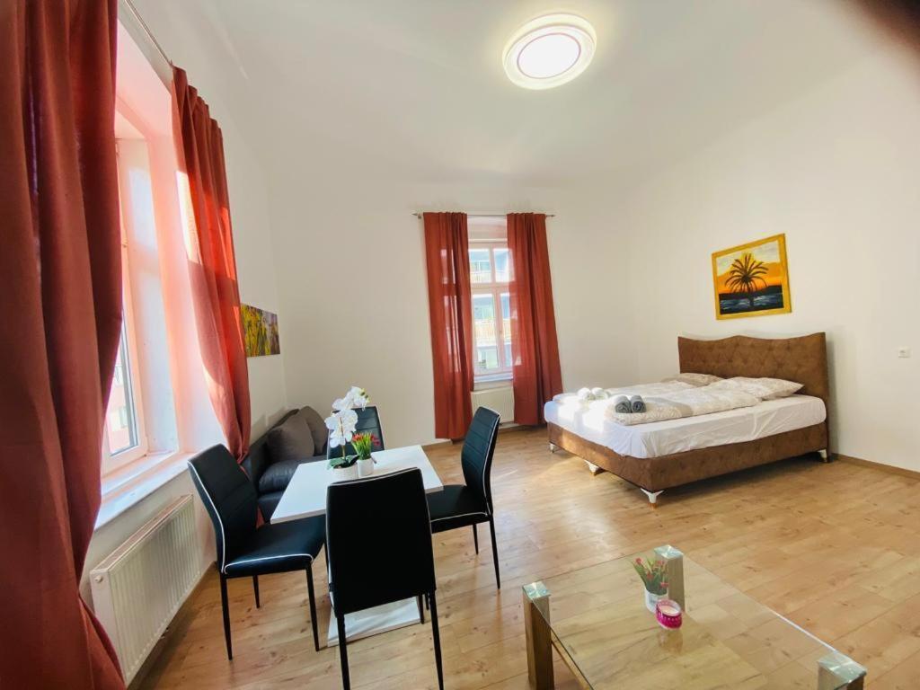 Deluxe Quad Room Dw Wien Exterior foto