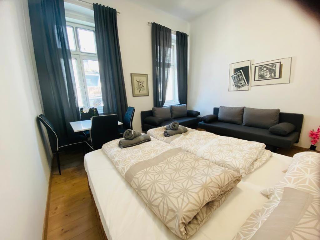 Deluxe Quad Room Dw Wien Exterior foto