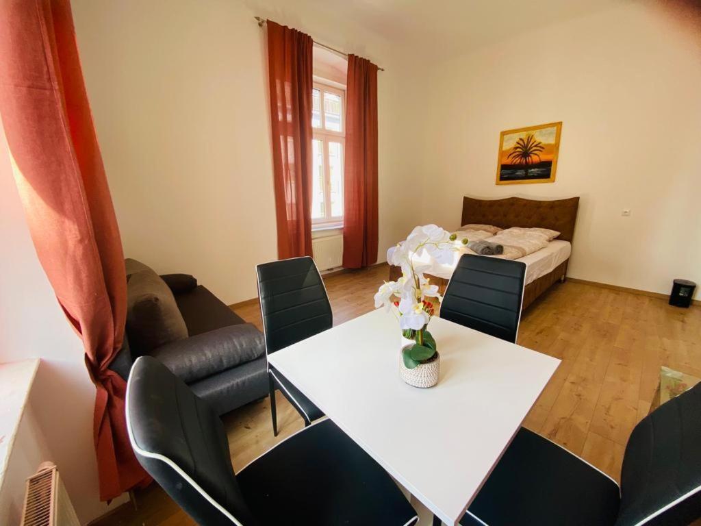 Deluxe Quad Room Dw Wien Exterior foto